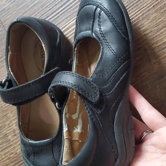 Kids Shoe Lot Size 12 Crocs, Stride Rite - Picture 12 of 14